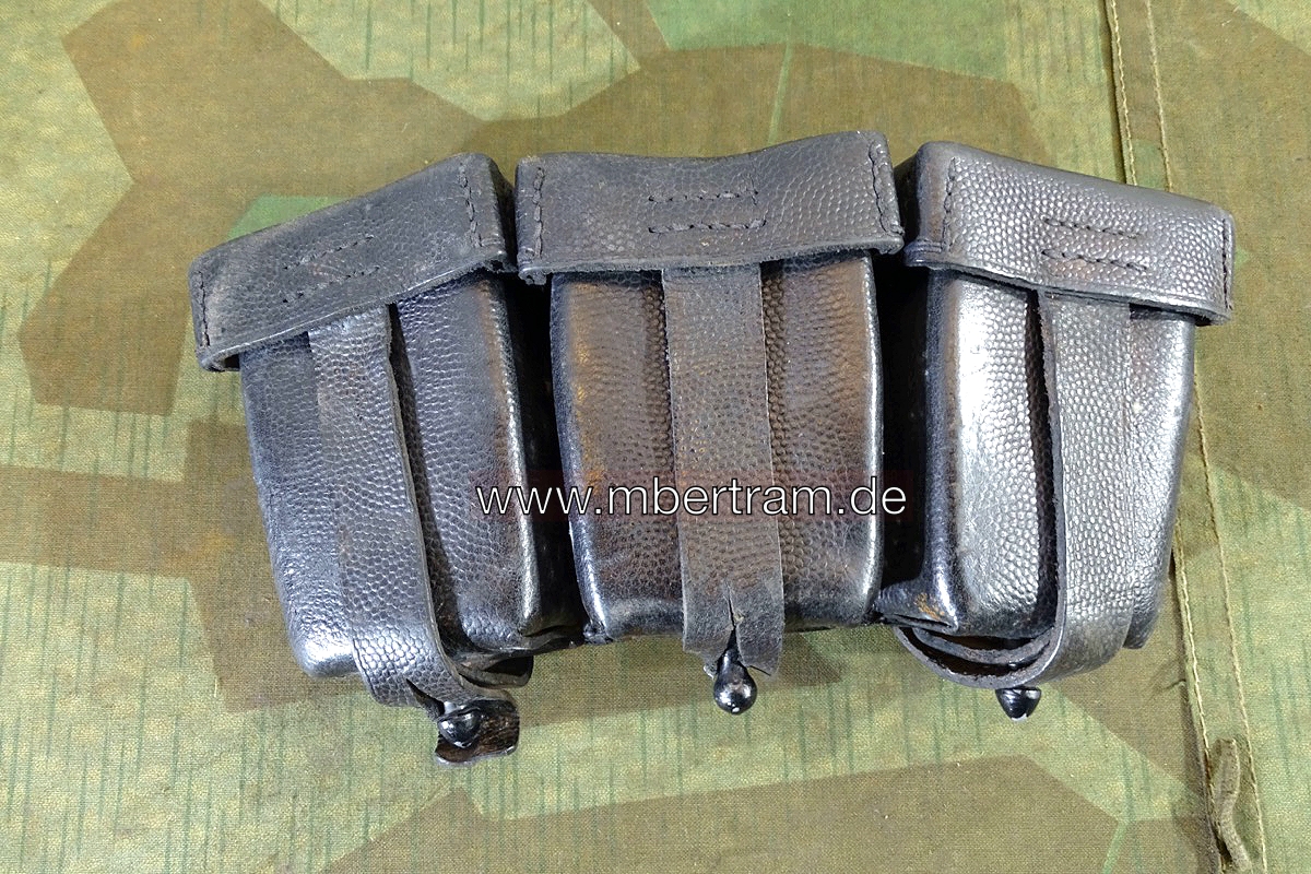 3er Patronentasche für K 98, Wehrmacht, braune Rückseite, frühes Stück