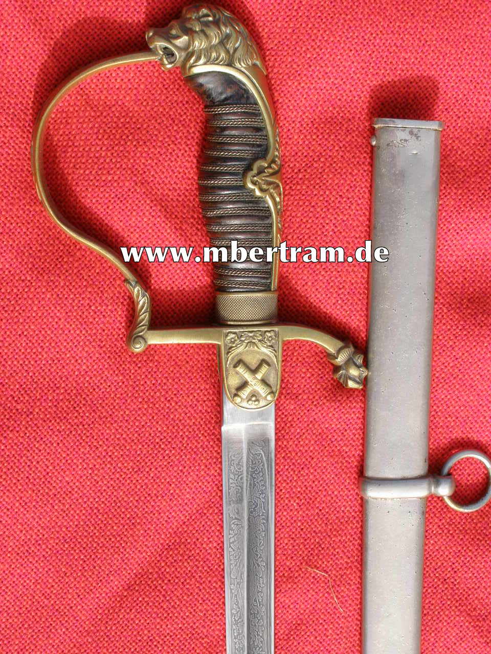 Kavallerie oder Artillerie Löwenkopf Offizierssäbel, Ätzung