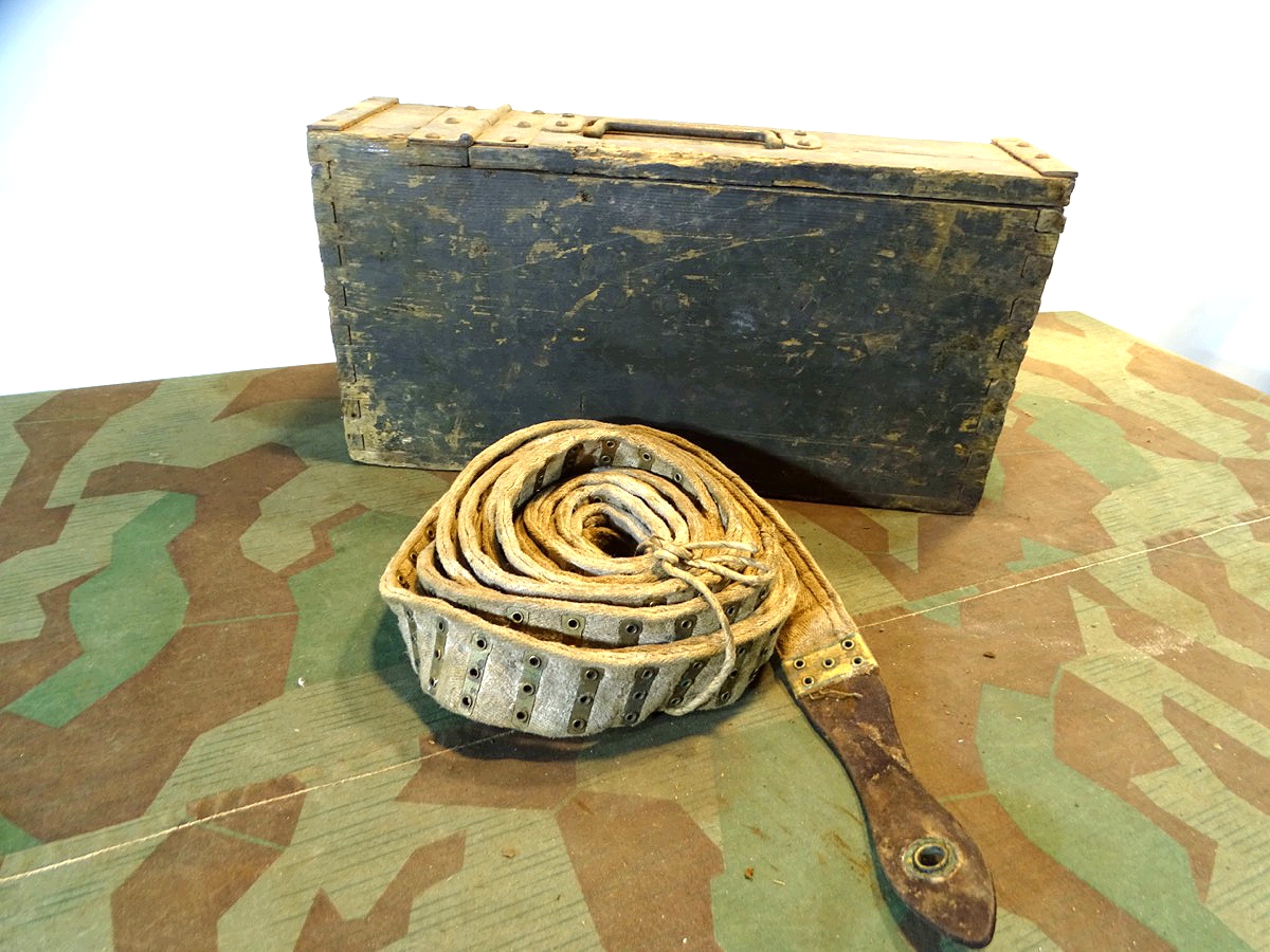 Holz Patronenkasten / Gurtkasten  MG Schwarzlose mit Gurt,  1. Weltkrieg