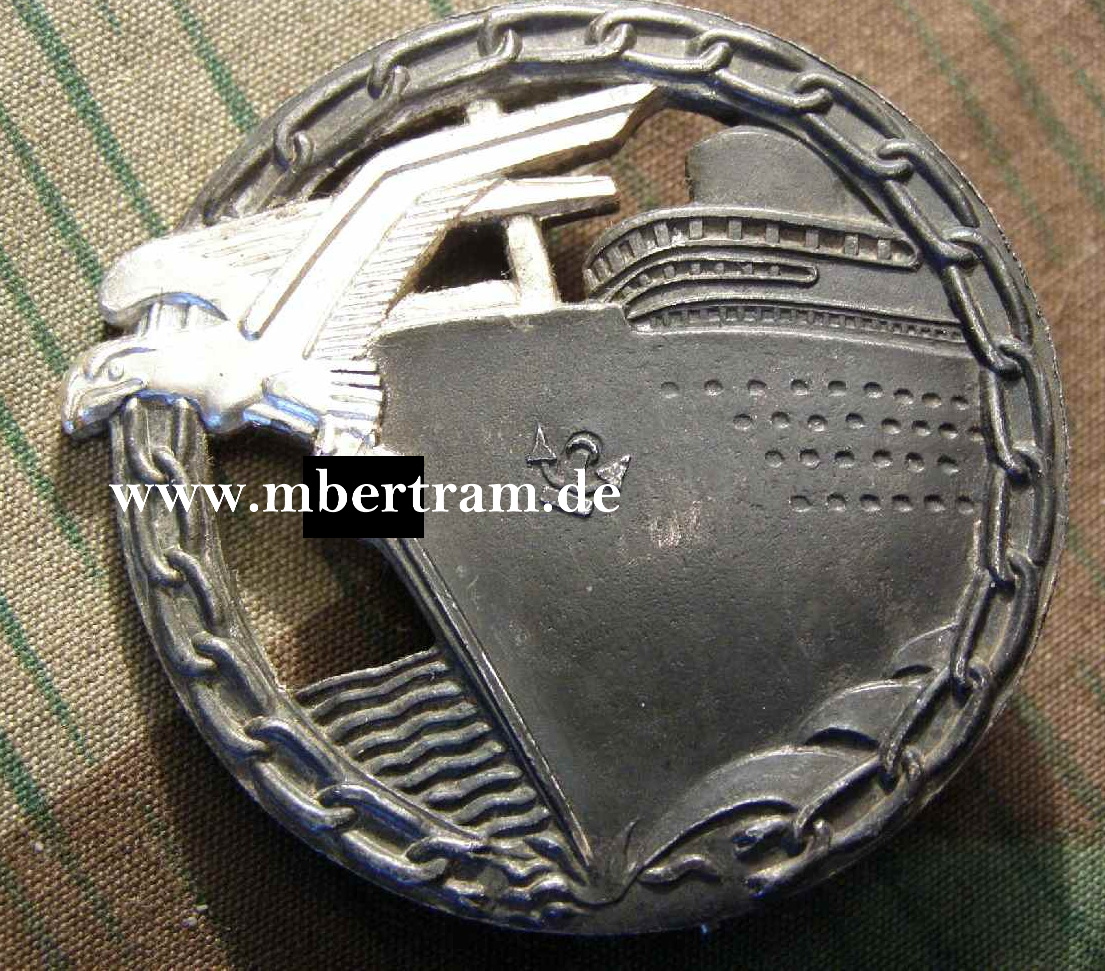 Blockadebrecher-Kriegsabzeichen Feinzink getönt