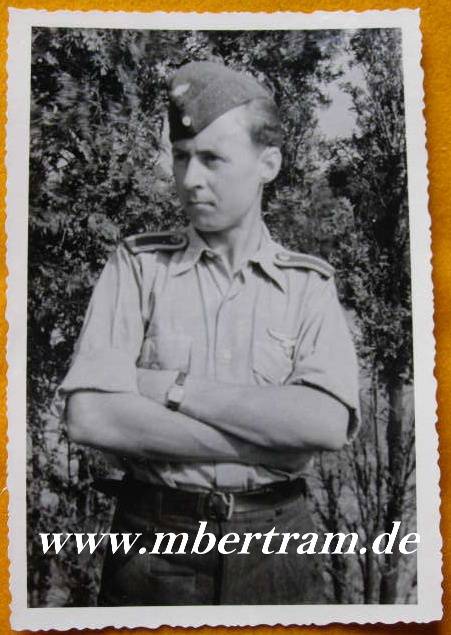 Foto: Luftwaffe, Tropenhemd, Brustadler a. d. falschen Seite