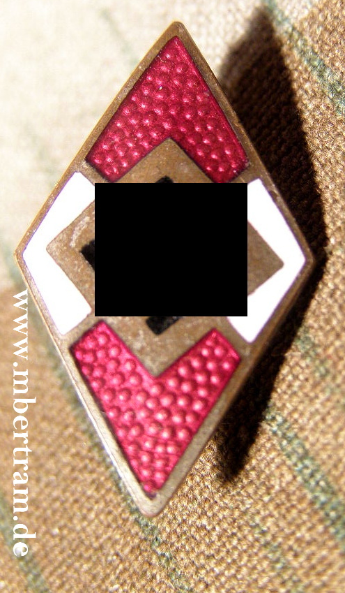 Hitler-Jugend, Mitgliedsabzeichen, emaillierte Ausführung RZM M1/14 Hensler 