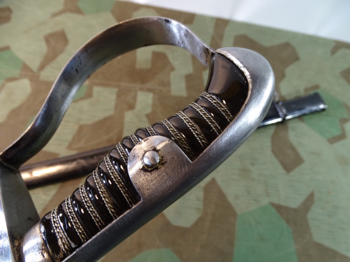 Garde Artillerie Säbel von WKC mit sehr schöner Ätzung " Reiter Abt. 4 Garde Artillerie Feld Art. Rgt." Garde Artillerie Säbel von WKC mit sehr schöner Ätzung " Reiter Abt. 4 Garde Artillerie Feld Art. Rgt."