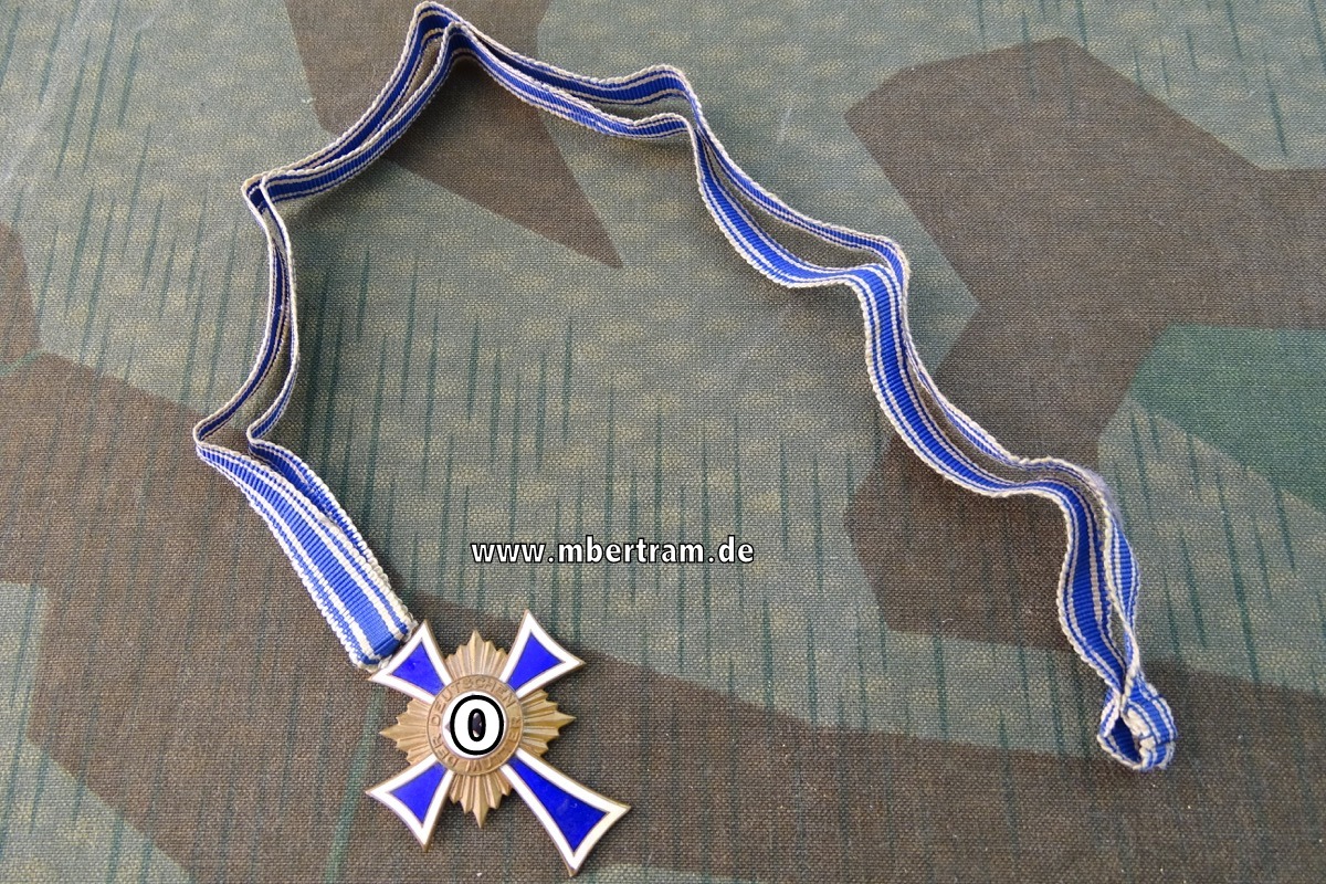 Ehrenkreuz der Deutschen Mutter in Bronze mit Band